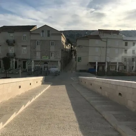 Sibenska Ulica 15 Apartman Apartman Pag Town